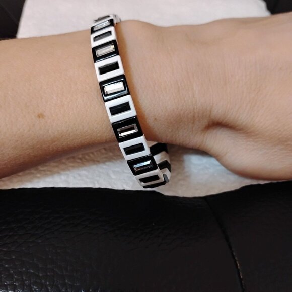 Unisex Black&White Reflective Inserts Geometric Beads Mix Media Elastic Bracelet - Picture 8 of 9